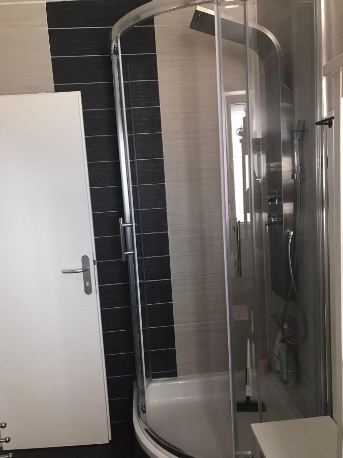 Vila Palit 497 D Apartment E מראה חיצוני תמונה
