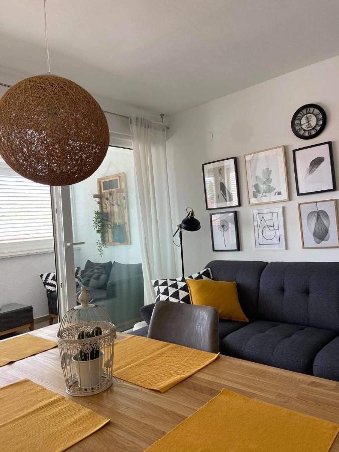 Vila Palit 497 D Apartment E מראה חיצוני תמונה